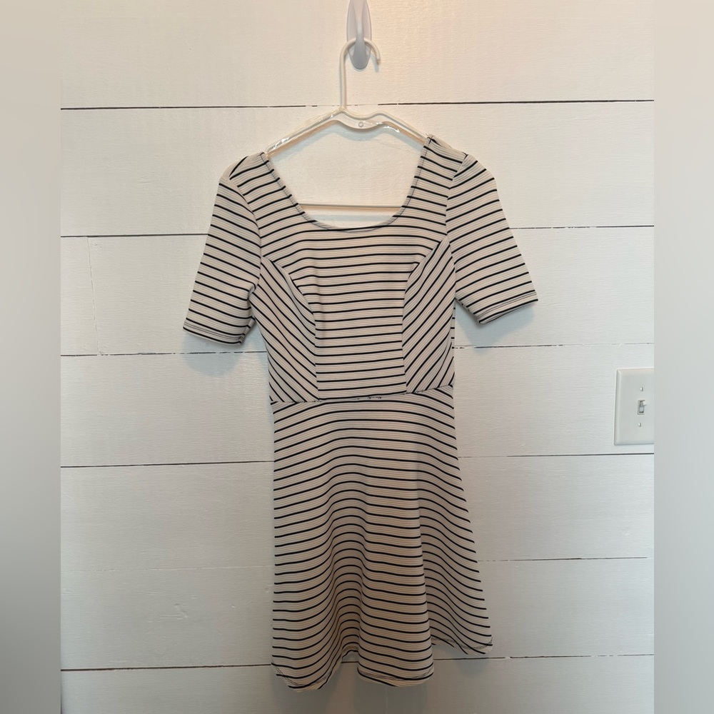 Striped Scoop Neck Fit-and-Flare Dress in White & Black